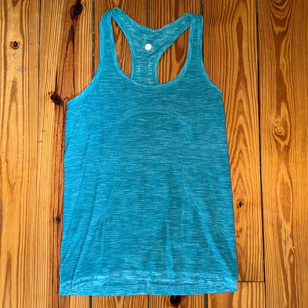Lululemon Run Swiftly Tank. Size 8.